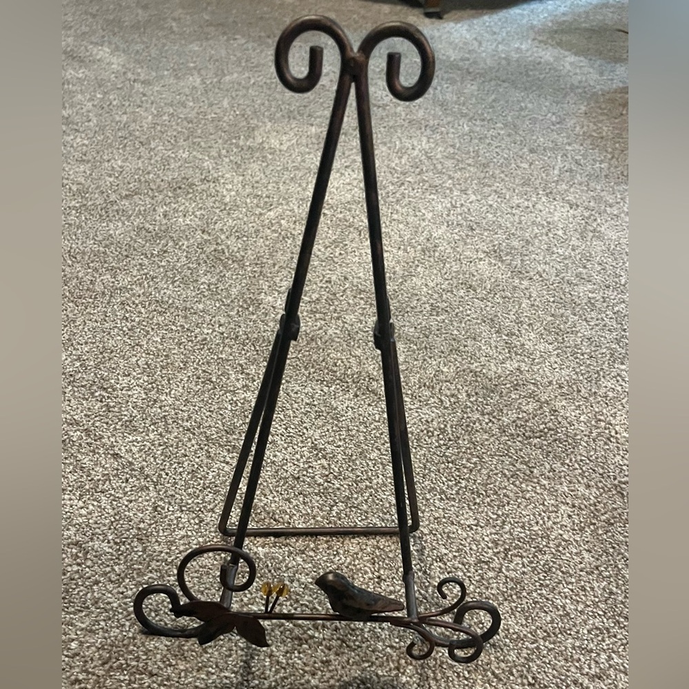 Decorative Vintage Metal Easel with Bird Design 14 1/2” tall. Bronze